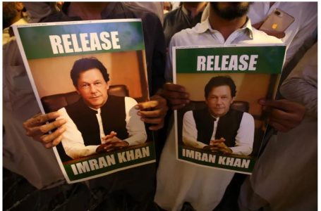 jailed ex-PM Imran Khan appears before Pakistan top court by videolink